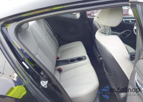 2013 Hyundai Veloster Base W/Gray from USA, damaged, VIN KMHTC6ADXDU086856